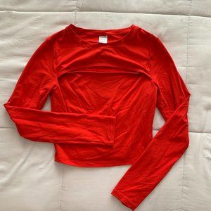 Alphalete keyhole long sleeve